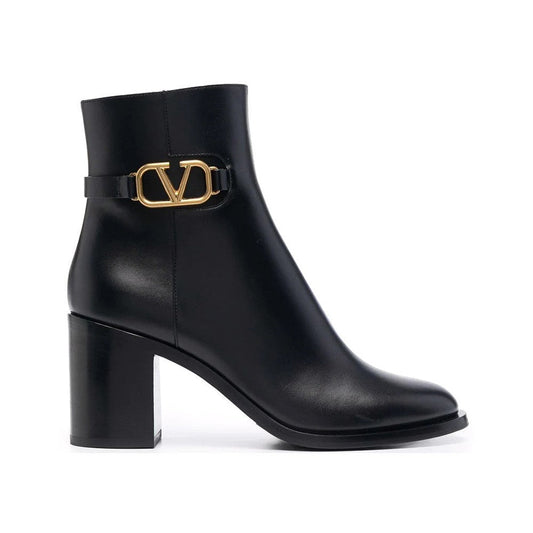 Valentino Garavani Vlogo plaque ankle boots - DUBAI ALL STAR