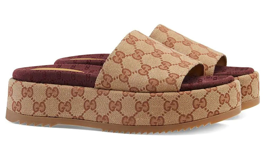Gucci GG Supreme platform sandals - GO BOST
