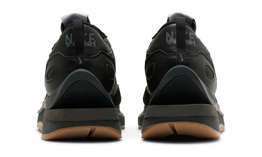 Nike Sacai X Vaporwaffle 'Black Gum'